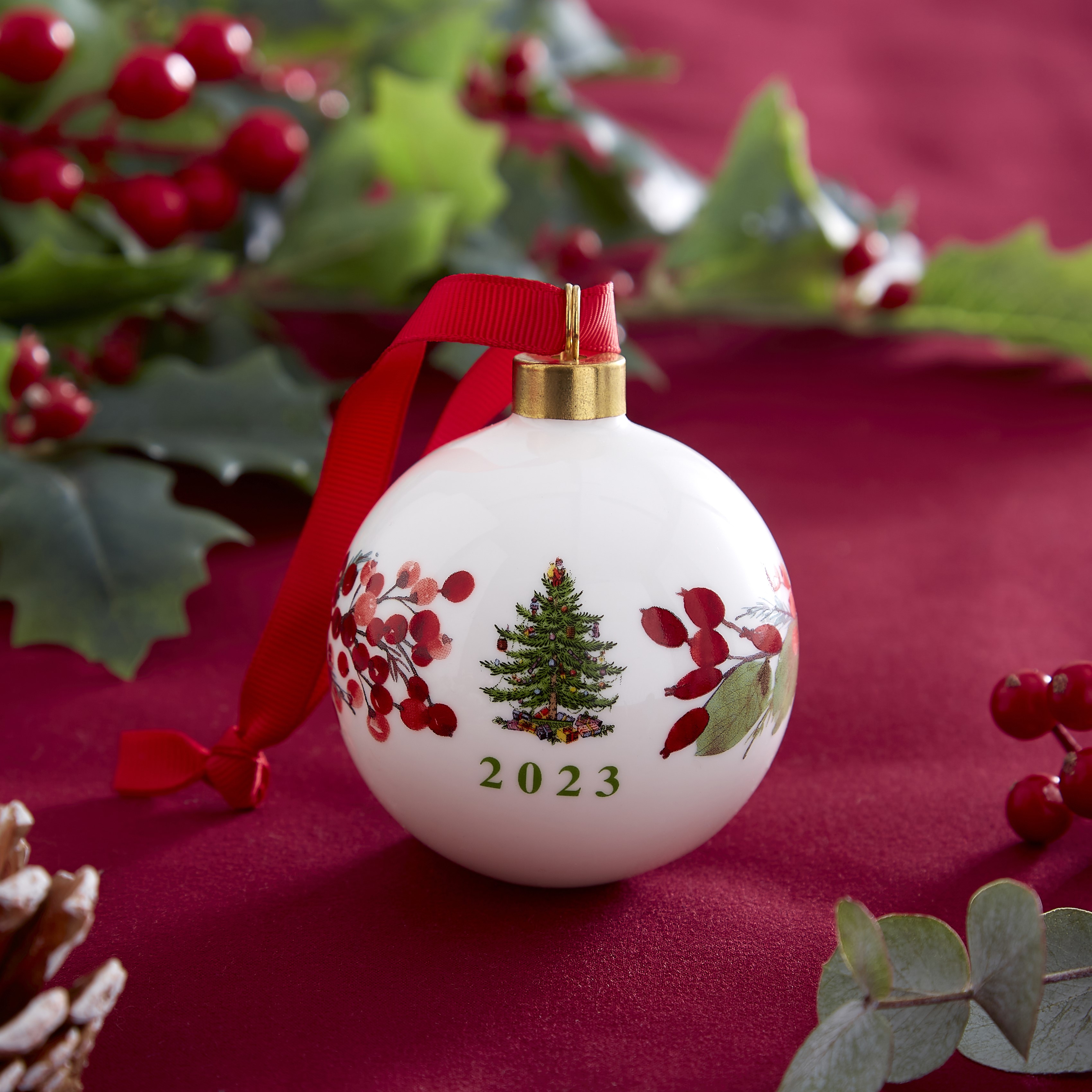 Christmas Tree 2023 Annual Bauble image number null